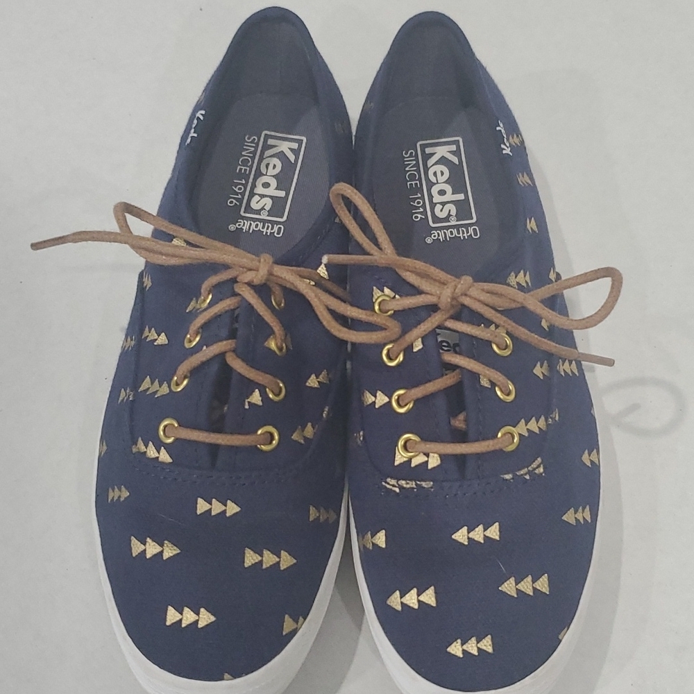 KEDS ORTHOLITE SHOES WORN ONCE SIZE SIZE 6